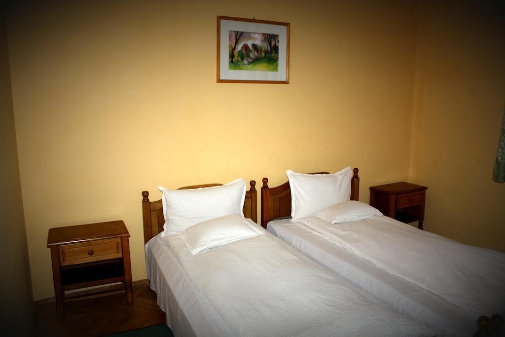 Hotel Tivoli Sovata Zimmer foto
